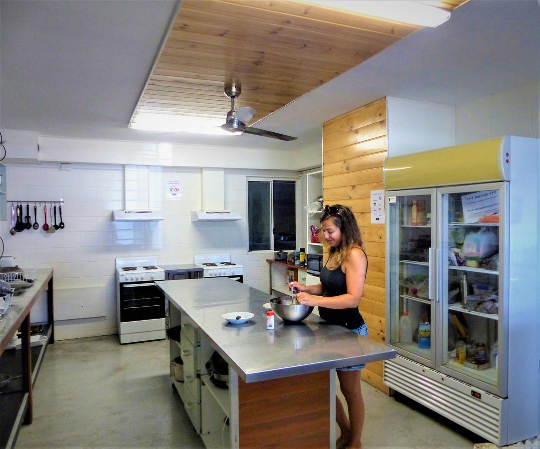 Foreign Exchange Accommodation-Beachside Townsville Dış mekan fotoğraf